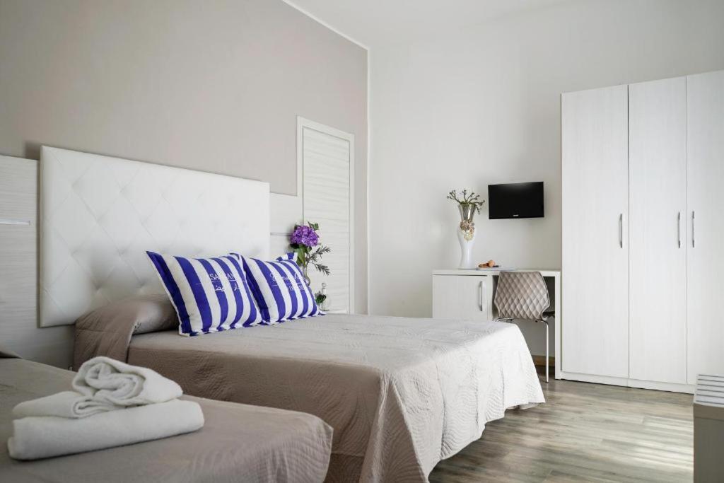 Hotel Vernel Rimini Dış mekan fotoğraf