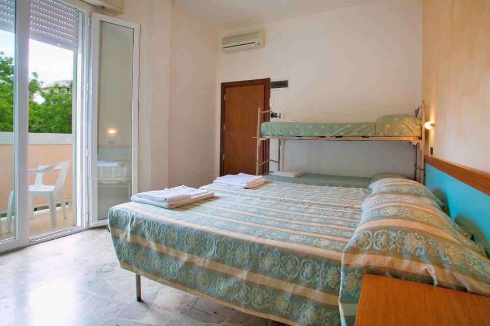 Hotel Vernel Rimini Dış mekan fotoğraf