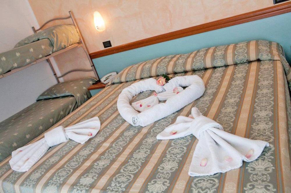 Hotel Vernel Rimini Dış mekan fotoğraf