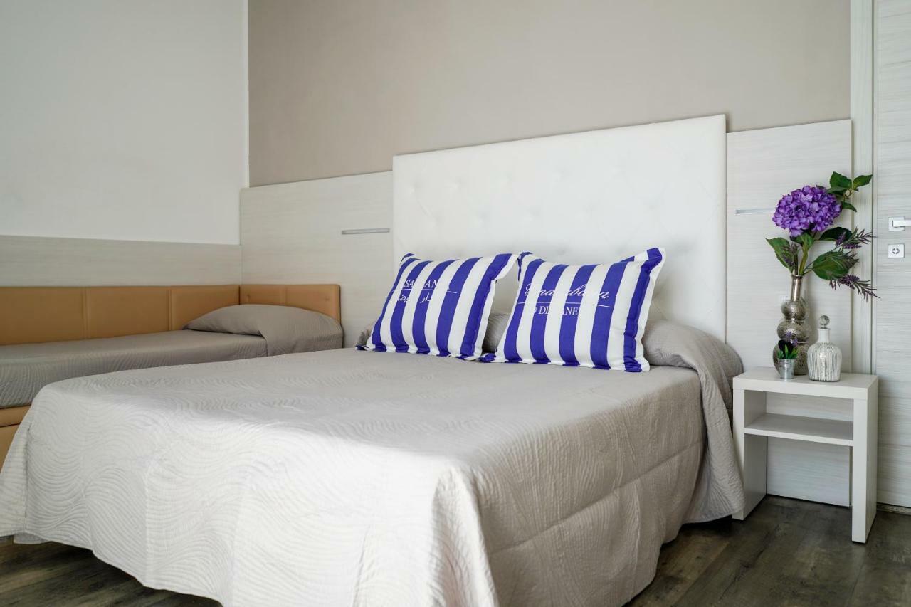 Hotel Vernel Rimini Dış mekan fotoğraf